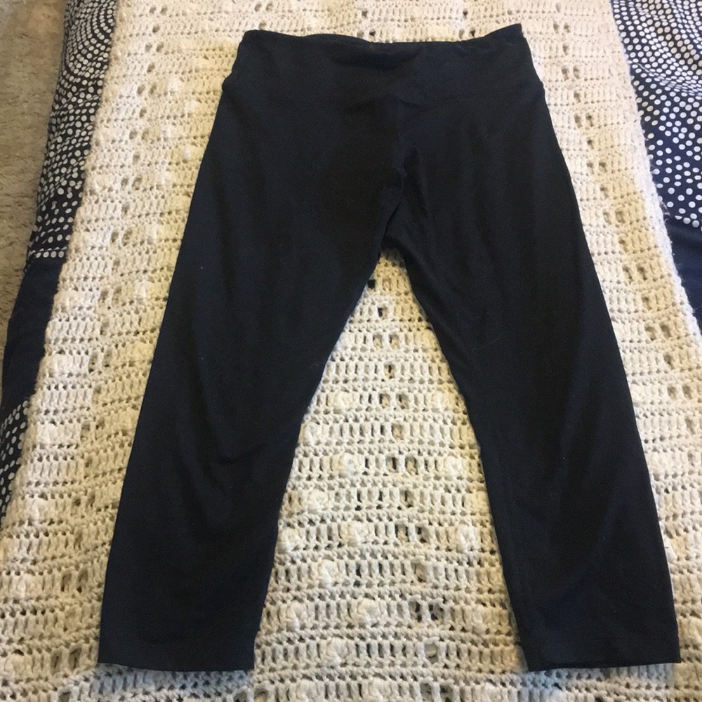 Spiritual gangster crop leggings